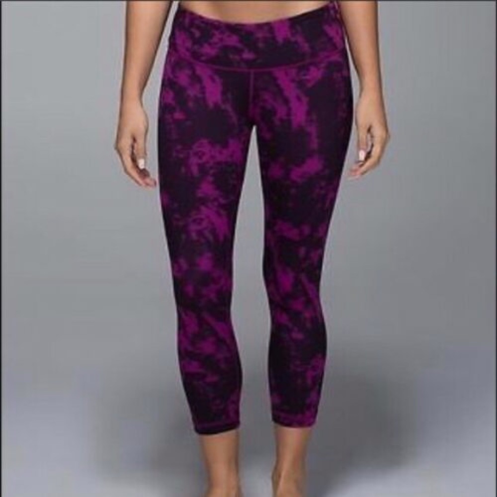 Lululemon Leggings Wunder‎ Under Crop Breezie Plum